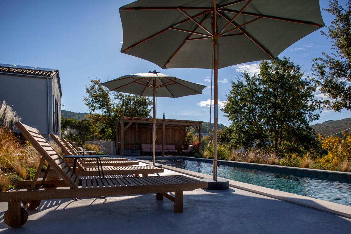Two villas in lush countryside near Motovun - Housity
