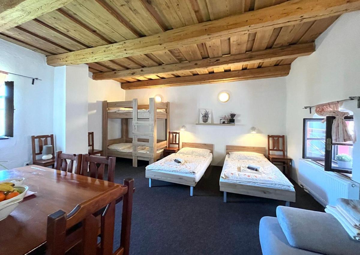Apartmány Na Rynku Chvalšiny 18 - Hizvo