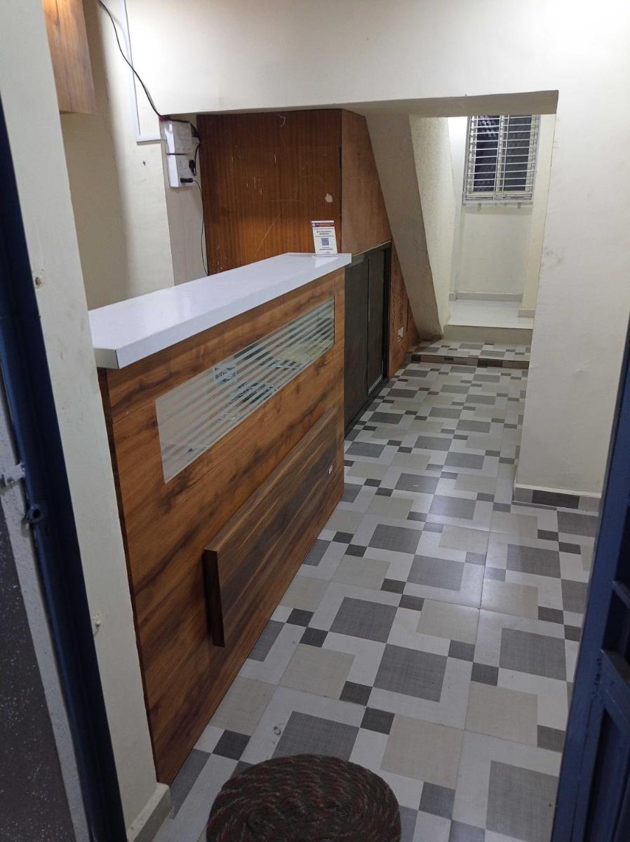 SPOT ON Hotel Nakshatra - Housity