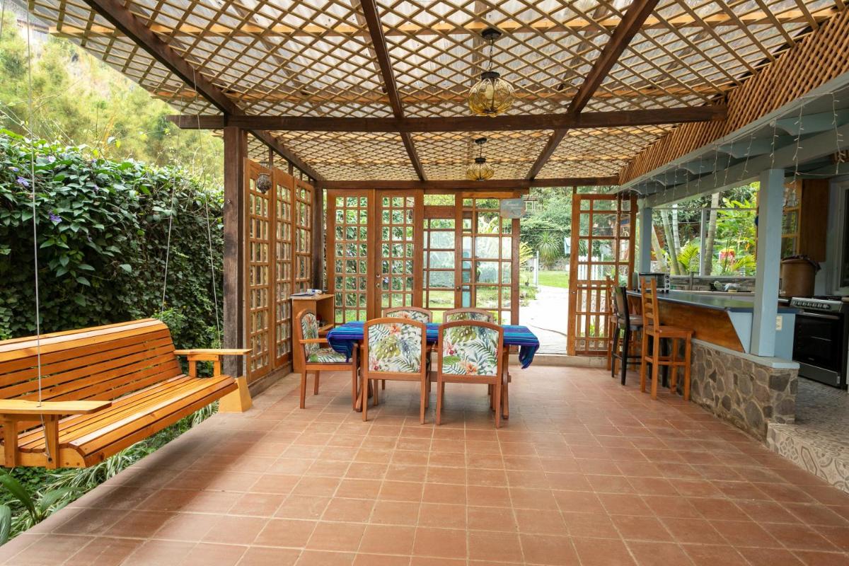 Lake Front Retreat at Los Elementos - Housity
