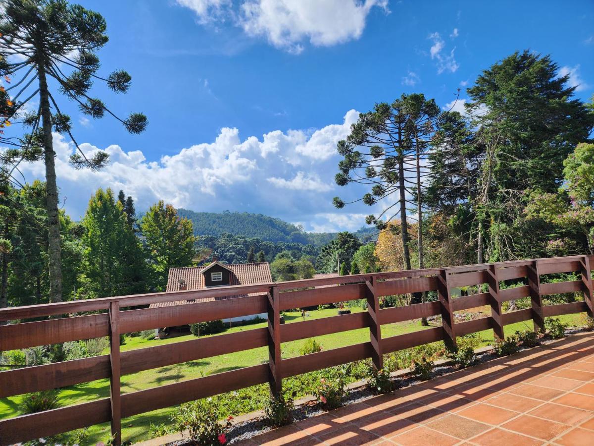 Chalés Monte Verde - Housity