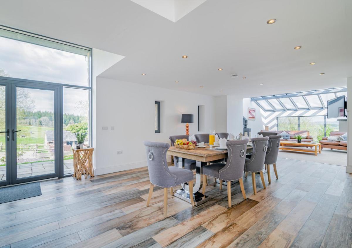 USK Barn - Housity