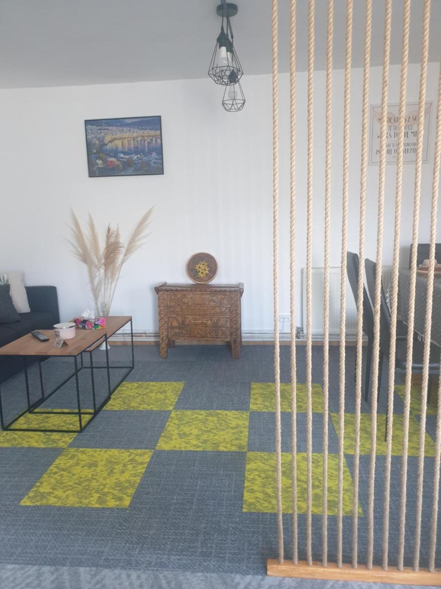 Casuta din Gradina - Housity