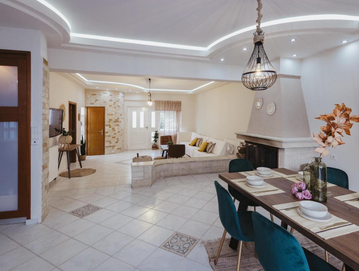 CITY CENTER VILLA HERSONISOS - Housity