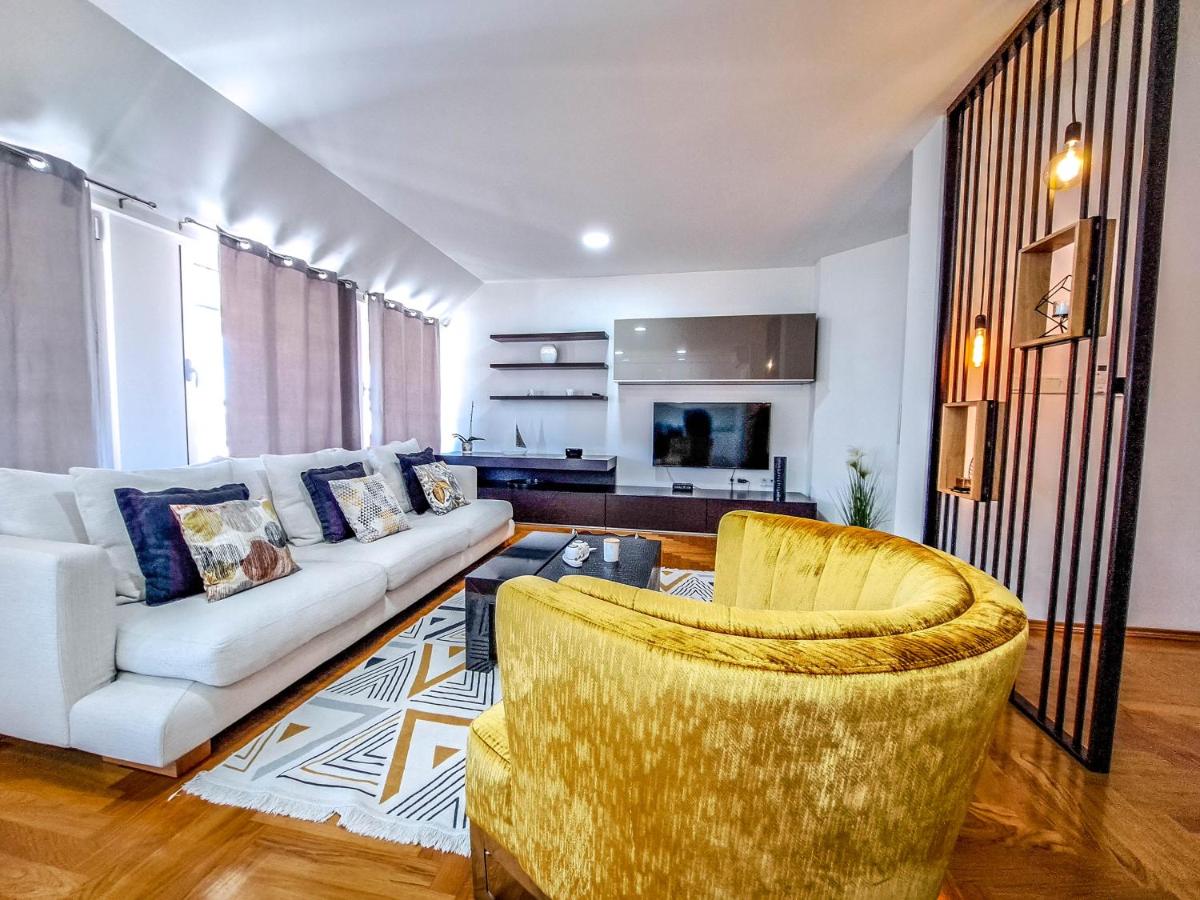 Lofty - Housity