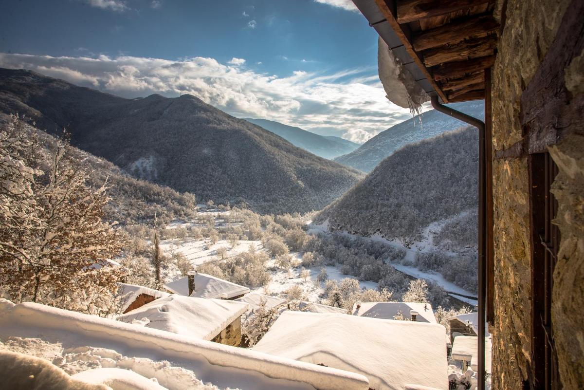 Radika View House - Housity
