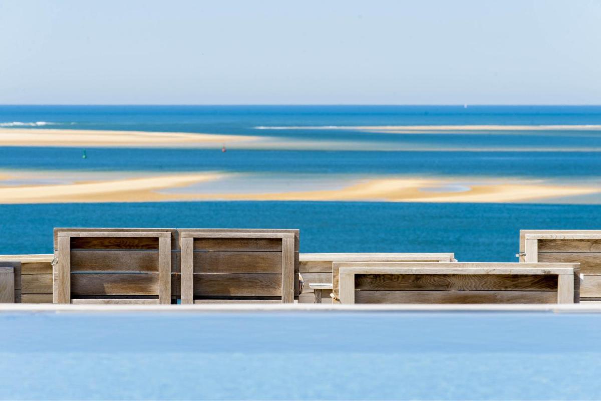 Hotel La Co(o)rniche - Housity