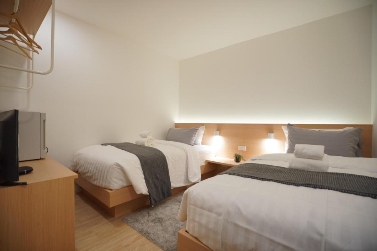 E11 Hotel - BTS Punnawithi - Housity