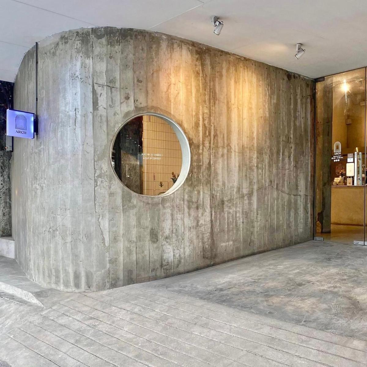E11 Hotel - BTS Punnawithi - Housity