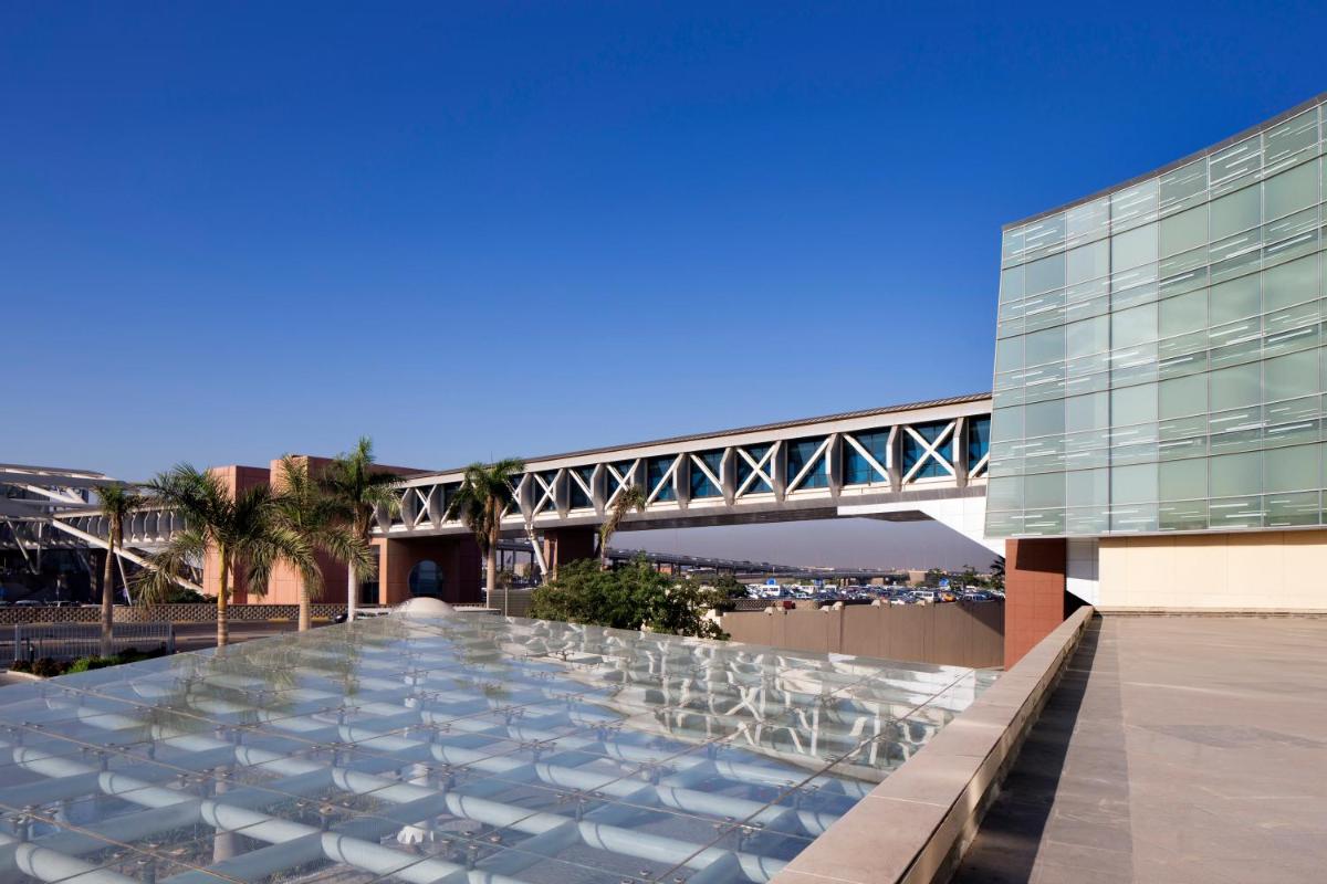 Le Meridien Cairo Airport - Hizvo