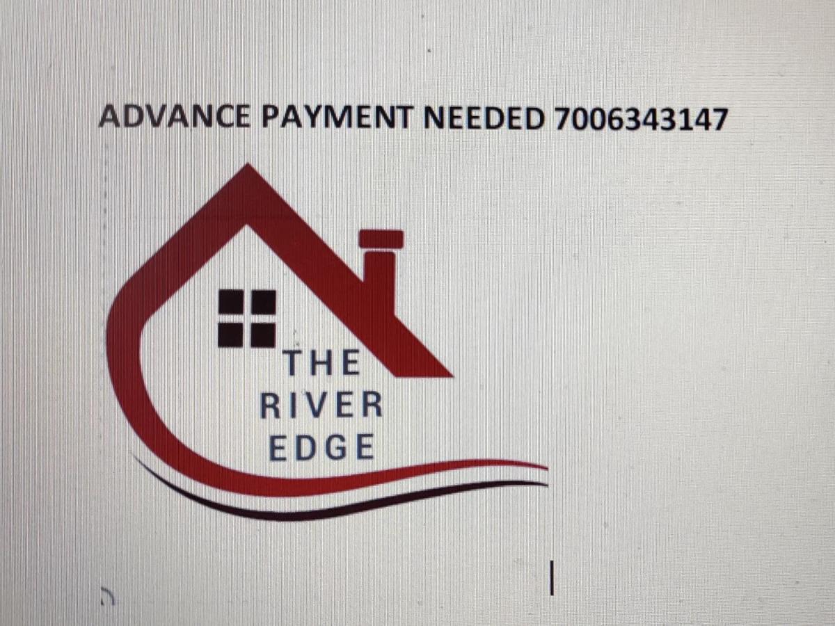 RIVER EDGE - Housity