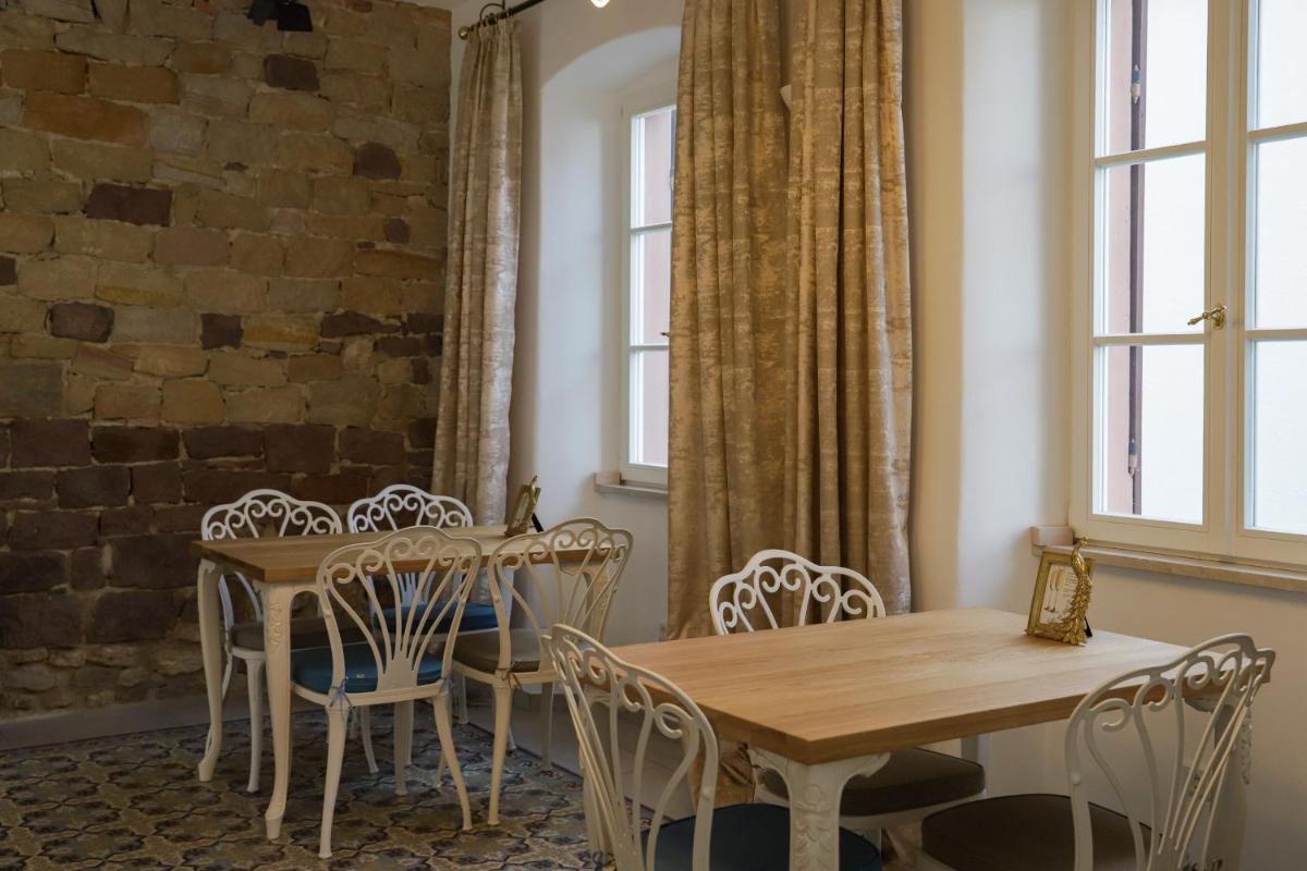 Boutique-Hotel im Sternenhof - Housity