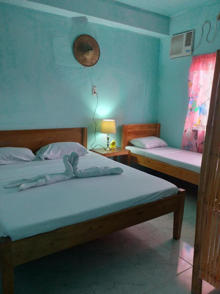 A. R. M.s Place - Housity