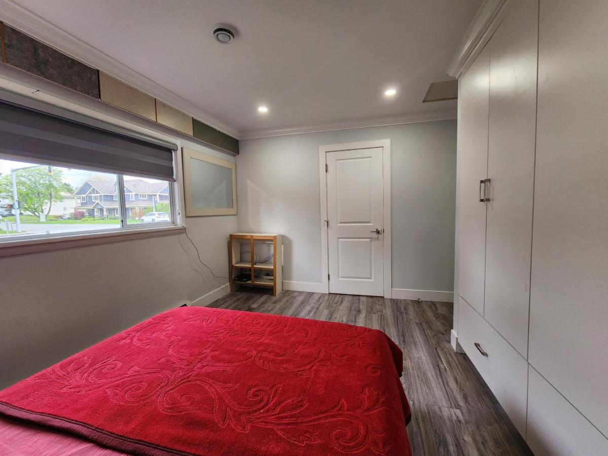 Executive Room with private washroom - Housity