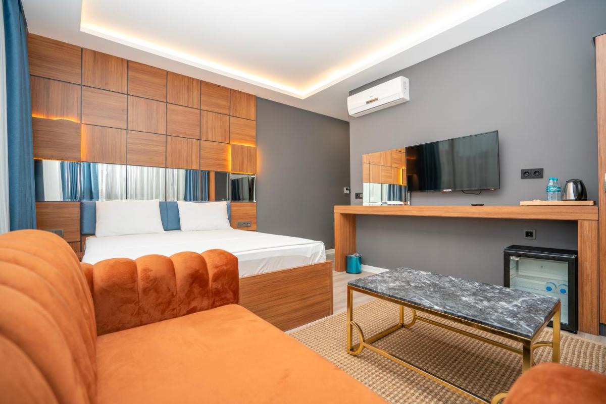 Center Suite - Housity