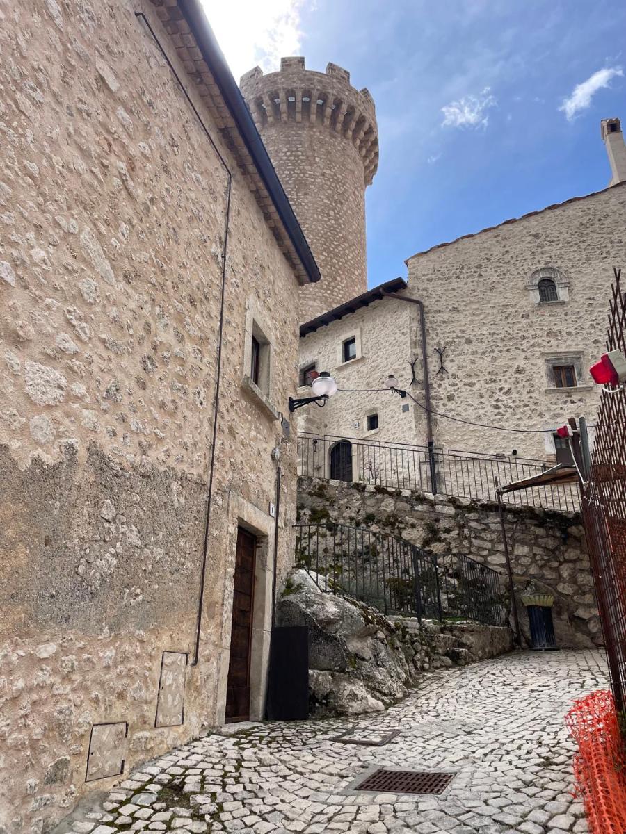 Terra della Baronia - Housity
