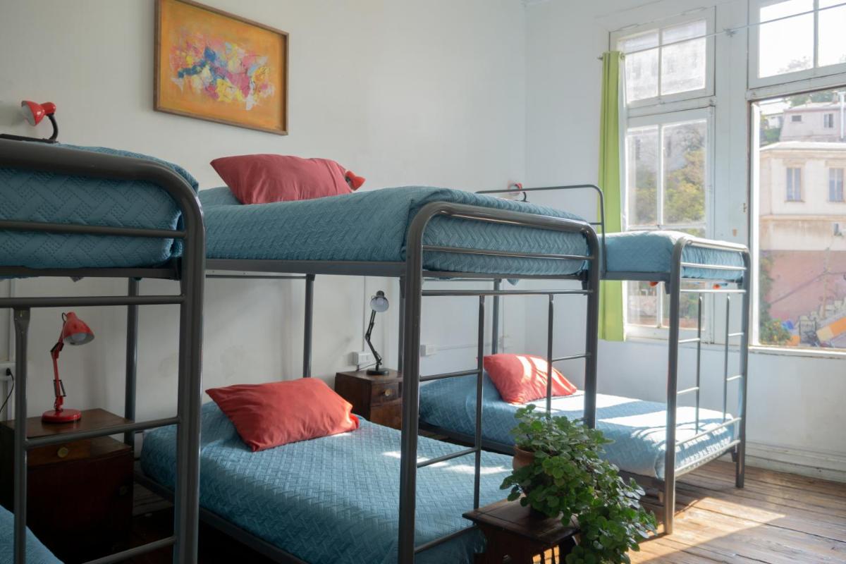 Casa Volante Hostal - Housity