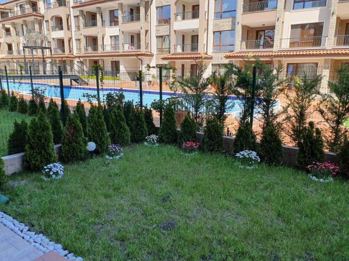 Sarafovo Sea Star - Housity