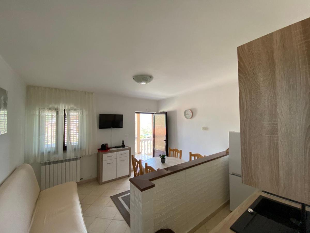 Apartments Giana - Housity