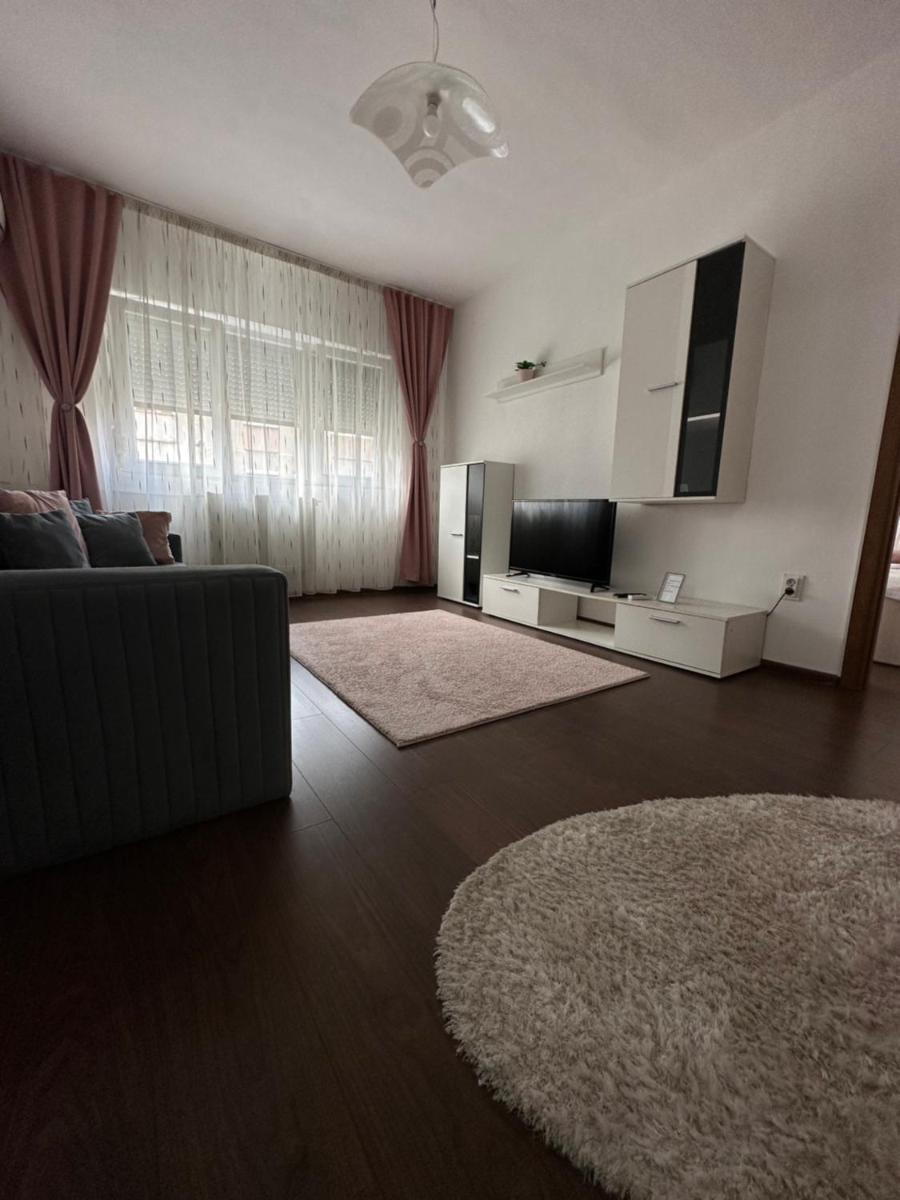 Class Apartments - Housity