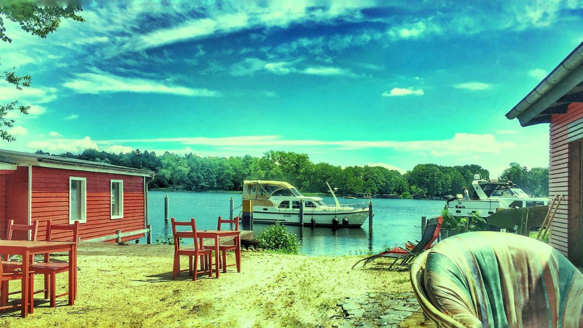 Schöne 3Zimmer Ferienwohnung direkt am Baalensee - Housity