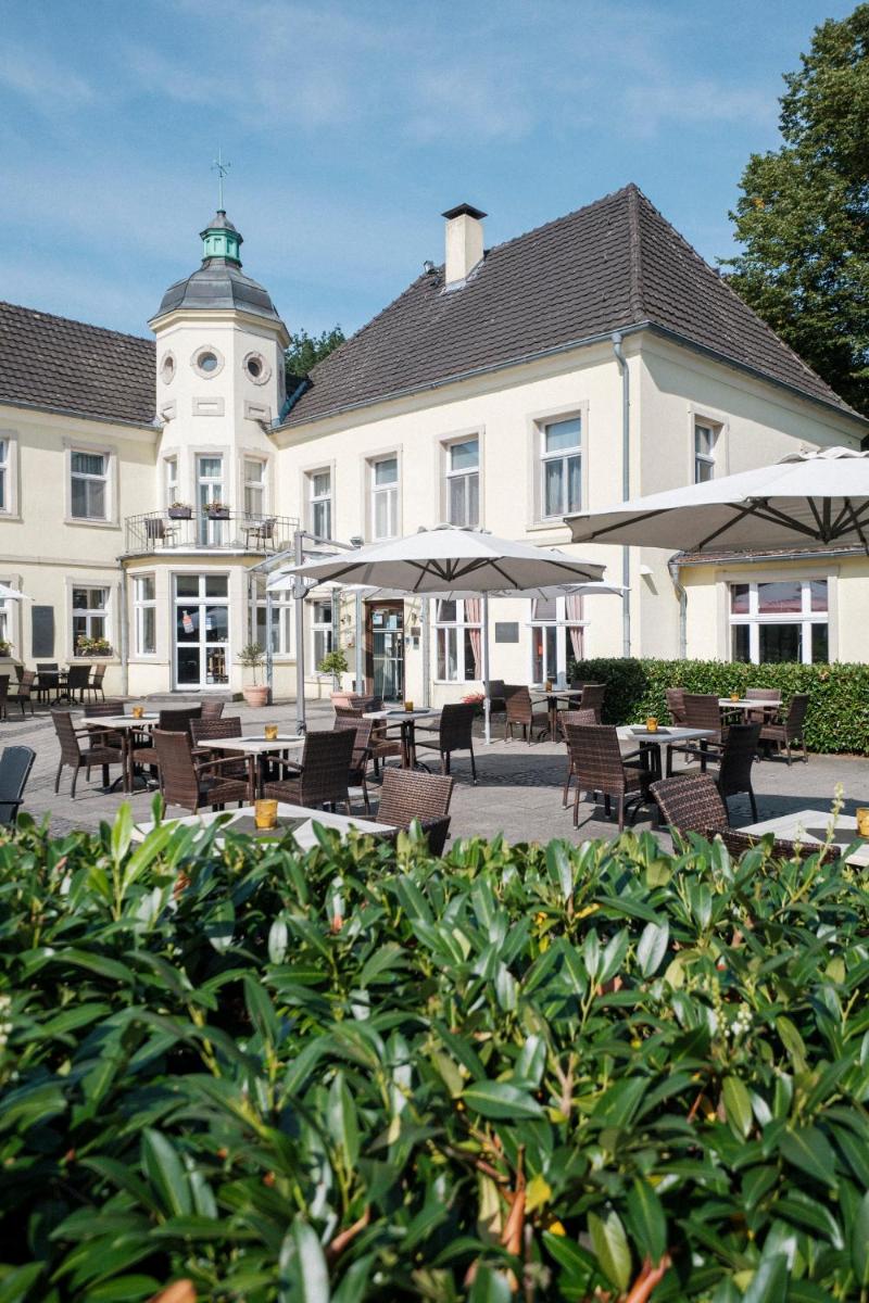 Hotel Haus Duden - Housity