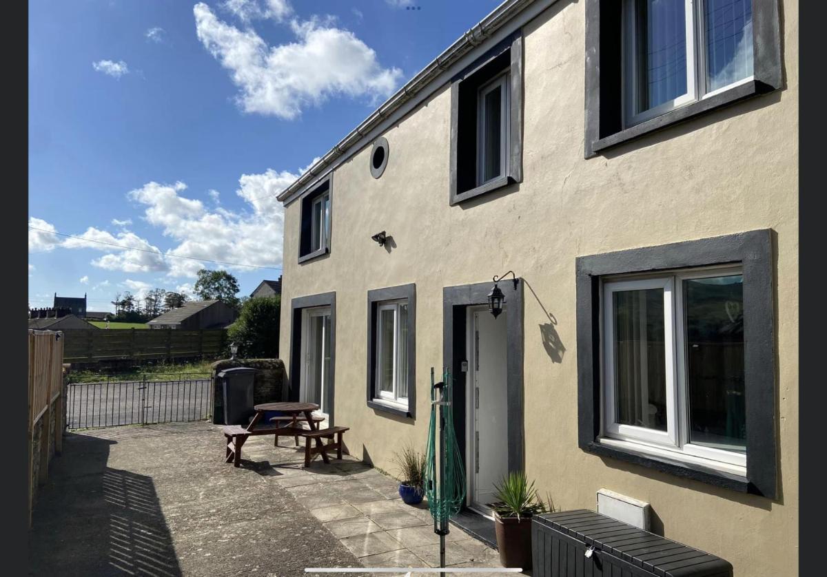 Parkside Mews - Housity