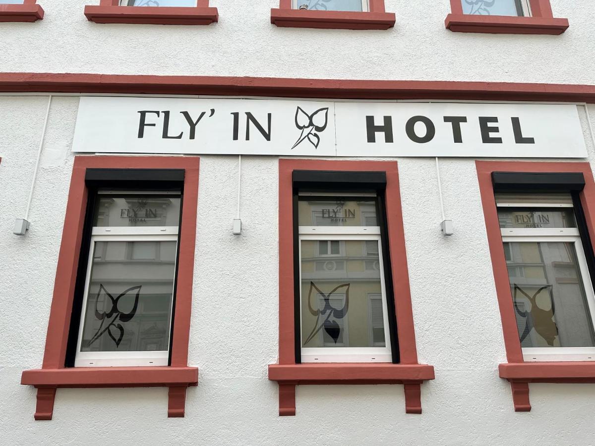 Hotel Fly ´ In - Housity