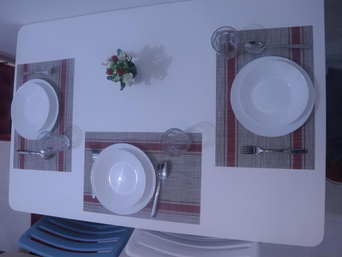 Azure Residence Paranaque1 - Housity