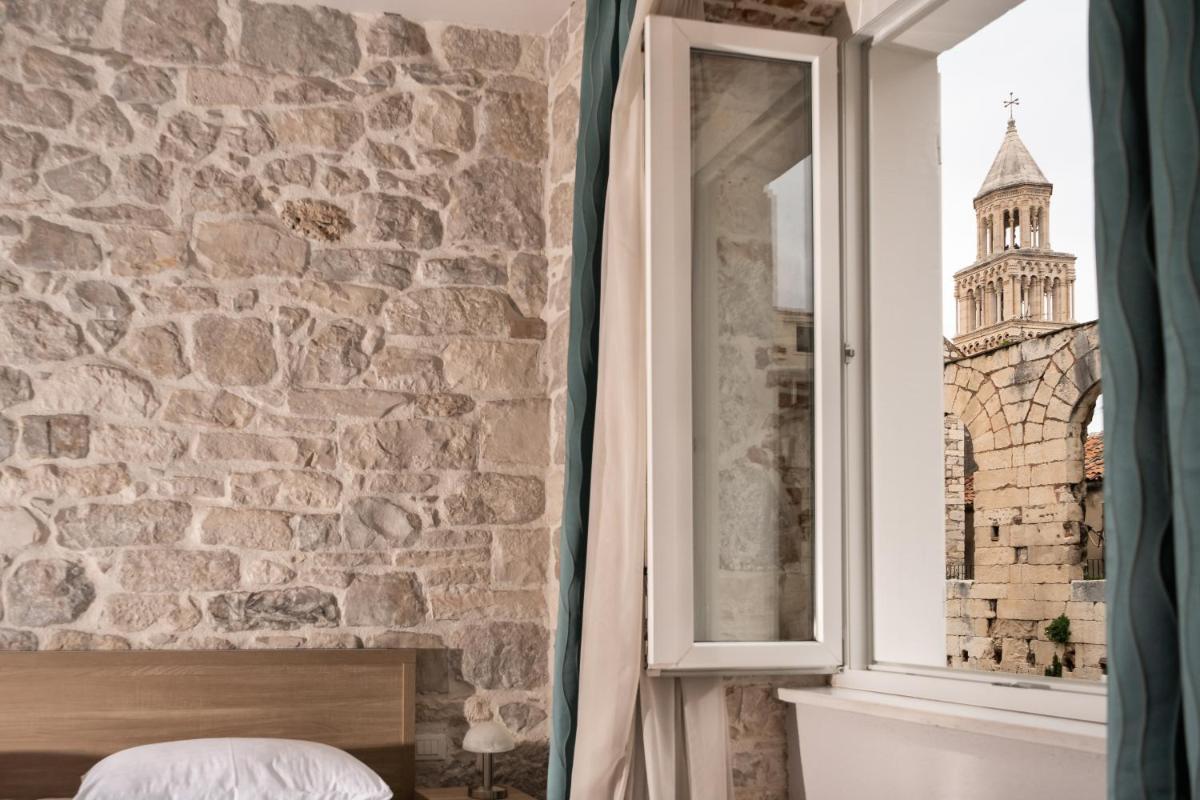 Tifani Luxury Rooms 2 - Housity