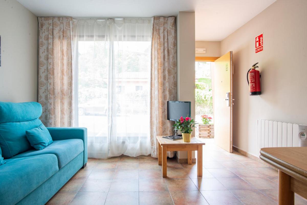 Apartamentos Aldea del Puente - Housity