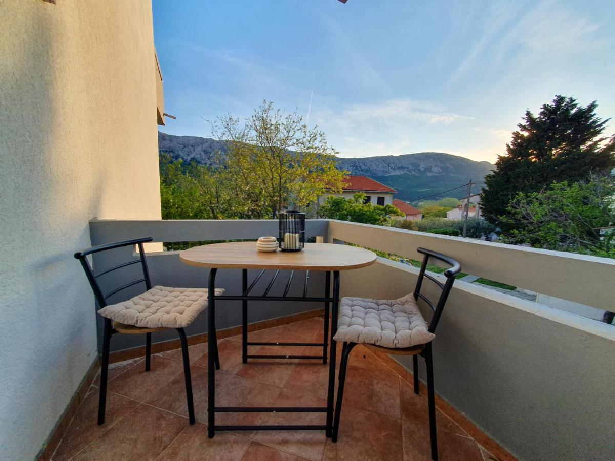 Apartments Mira - Housity