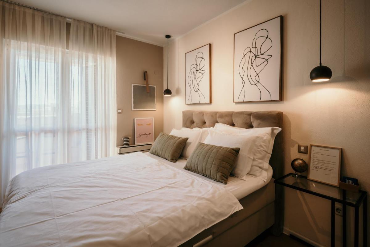 Studio Stylish - Housity