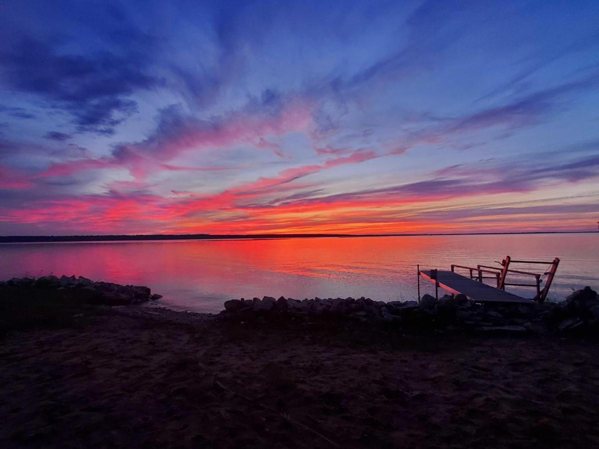 Indian Lake Shore Lodge - Housity