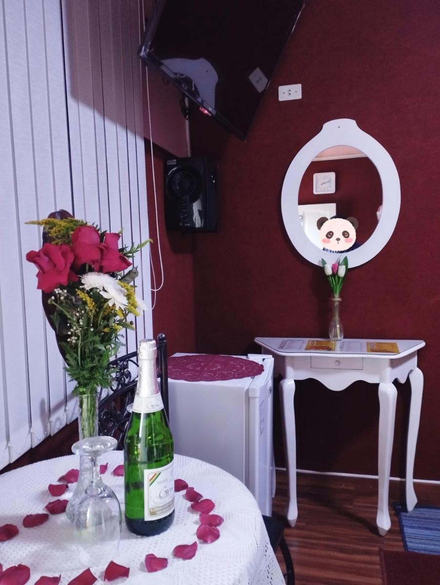 Gran Copacabana Hostal - Housity