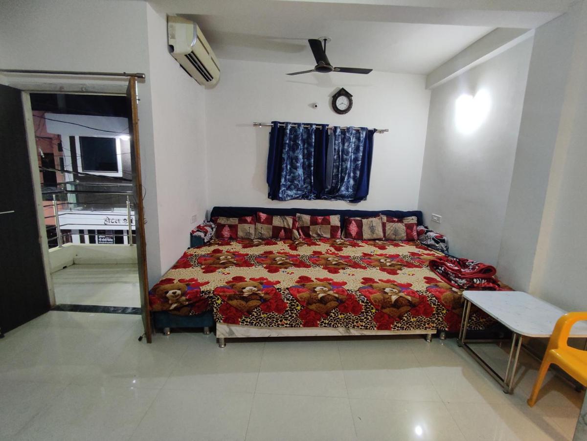 Hotel Siddhi Vinayak - Housity