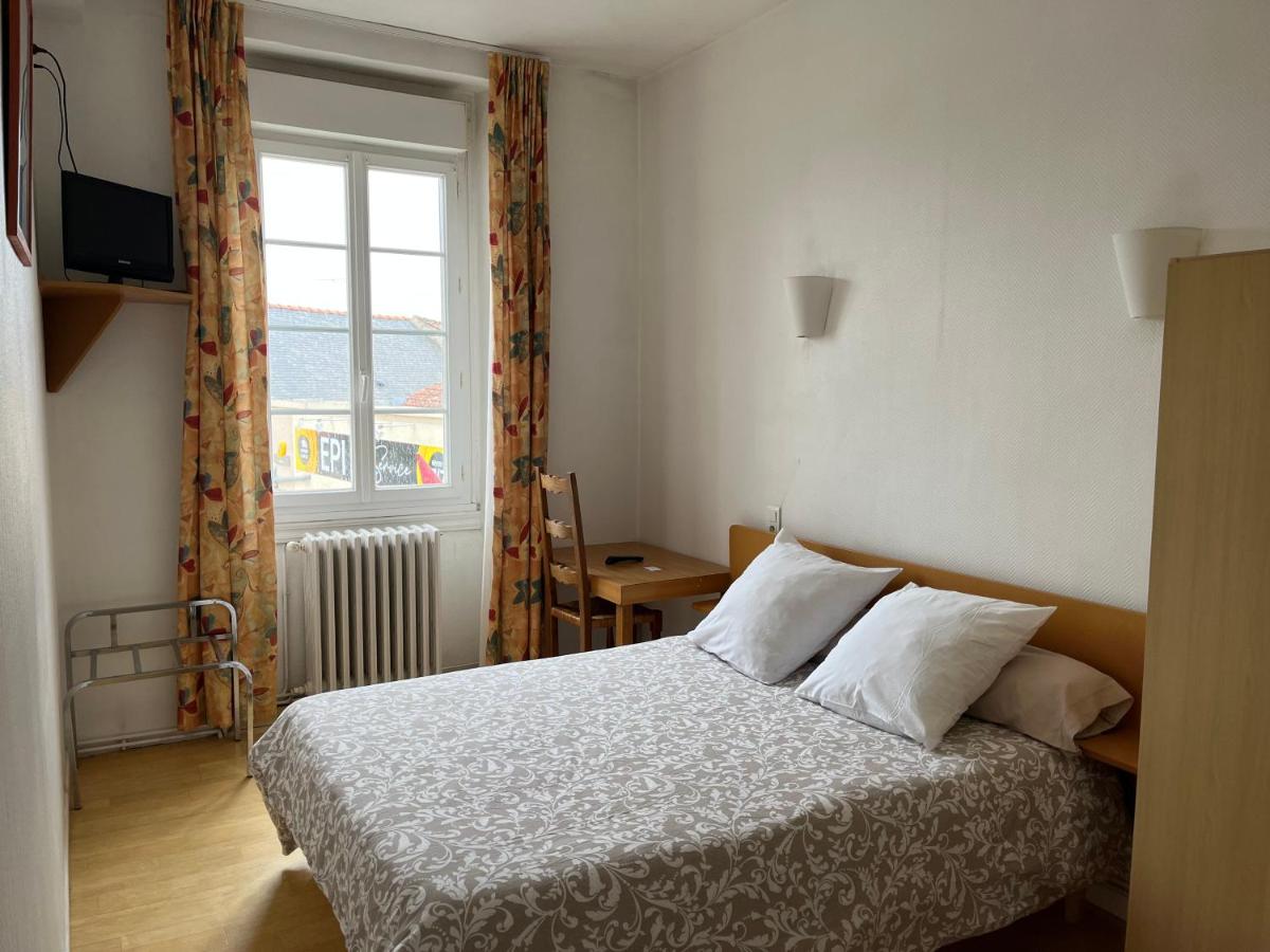 Hotel l'Entracte - Housity