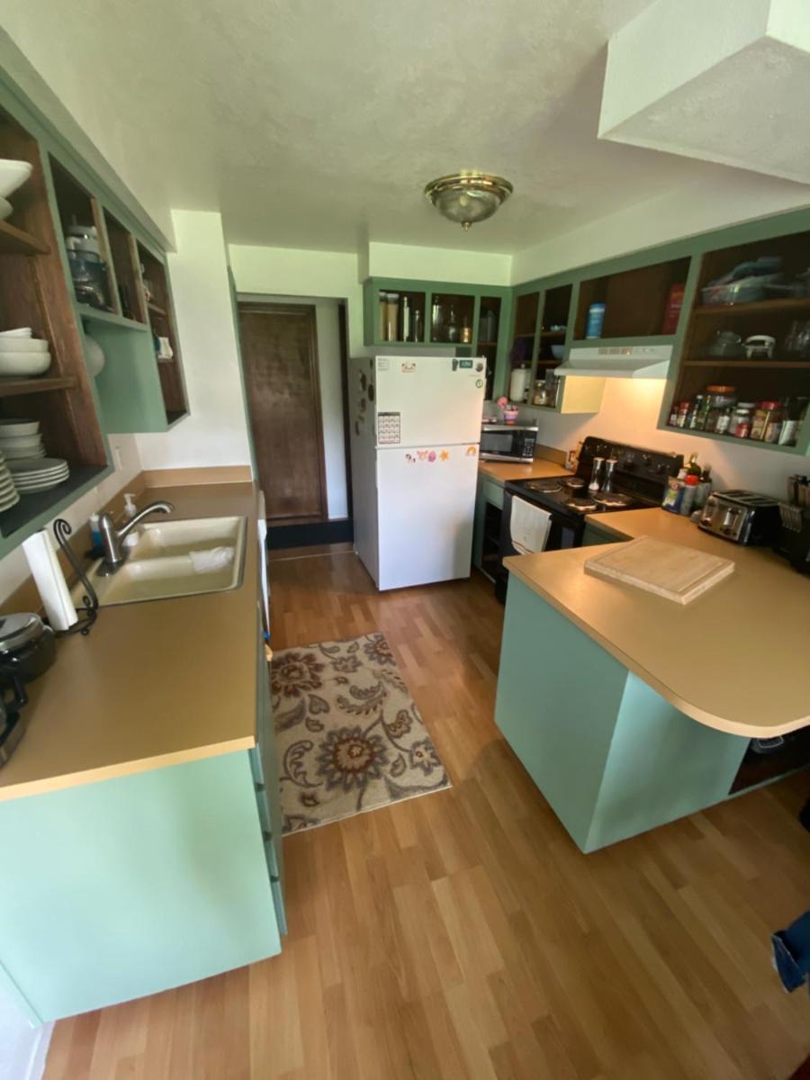 Hathaway a family home - Housity