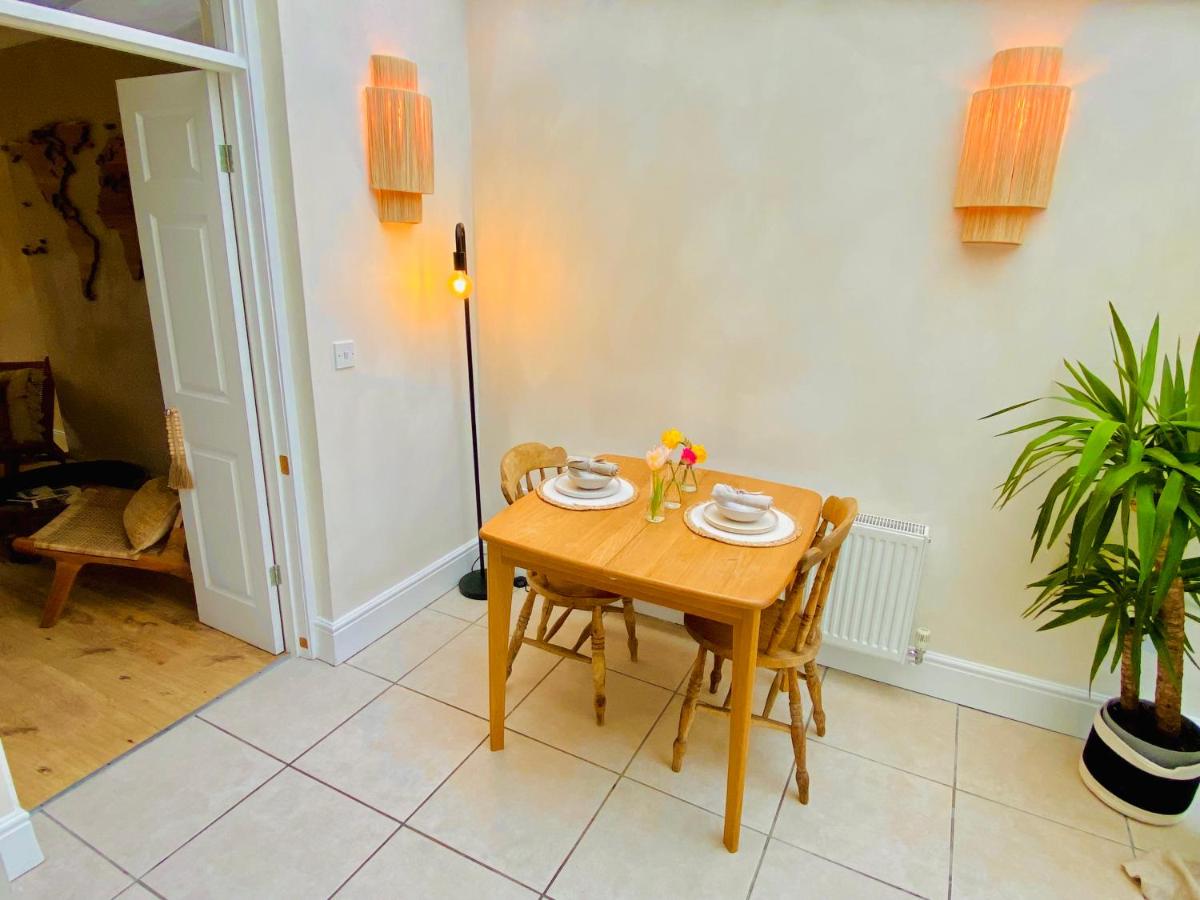 Beautiful Boho in Bridgend - Housity