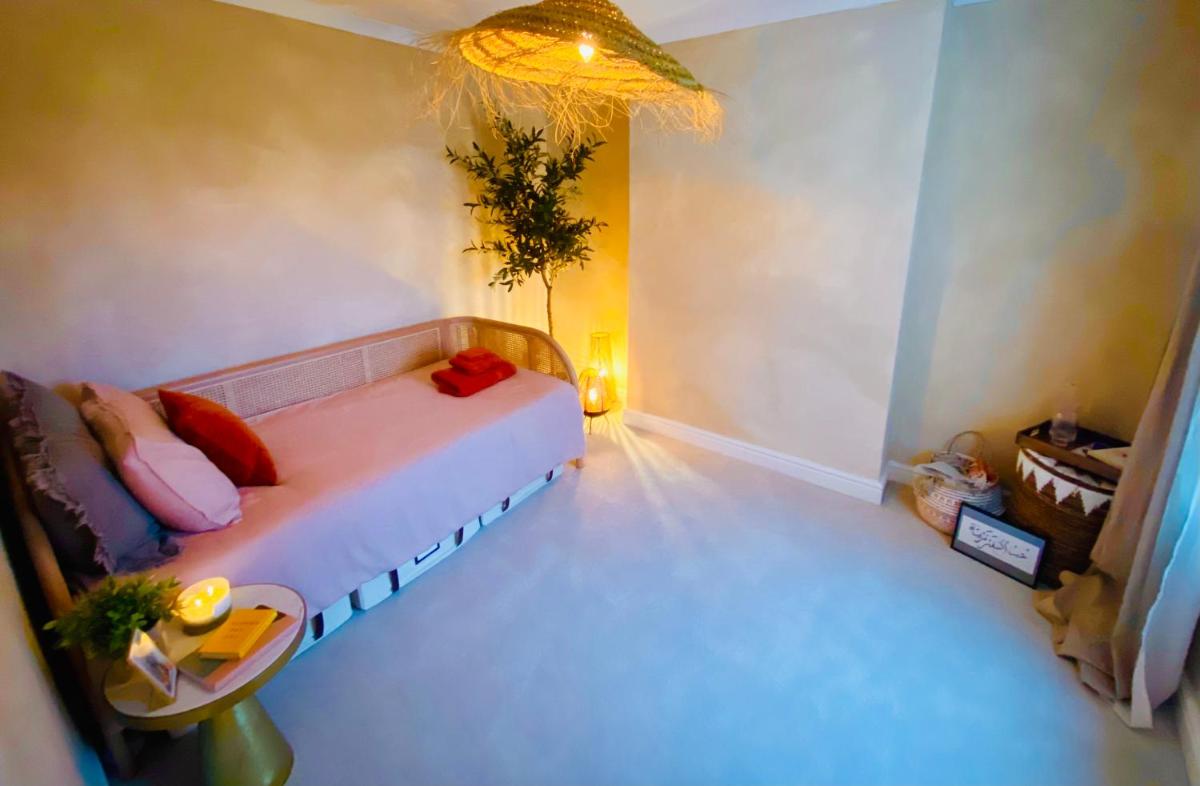 Beautiful Boho in Bridgend - Housity
