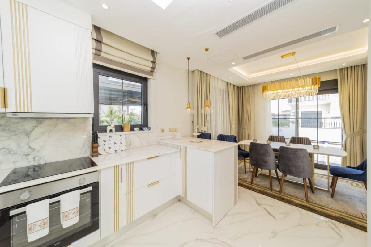 Exquisite Villa with Private Pool in Belek - Housity