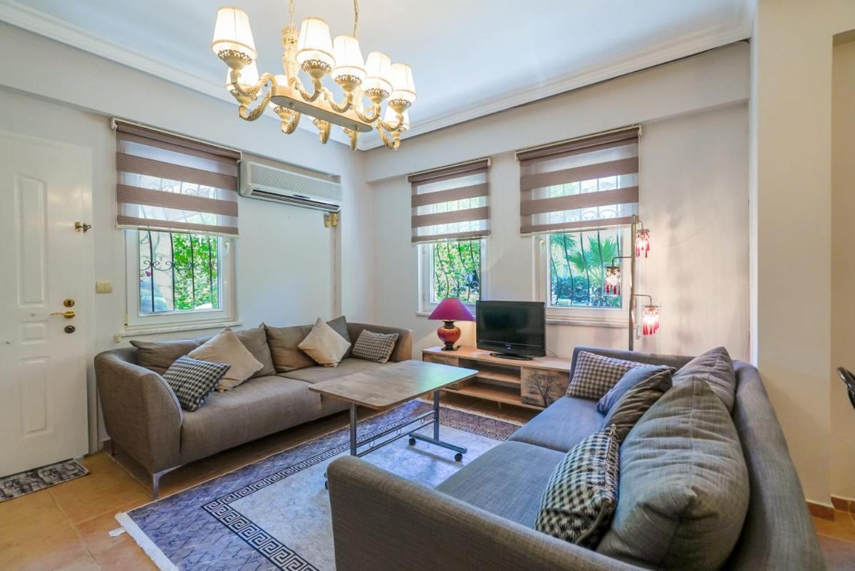 Peaceful Flat with Shared Pool in Camyuva Kemer - Housity