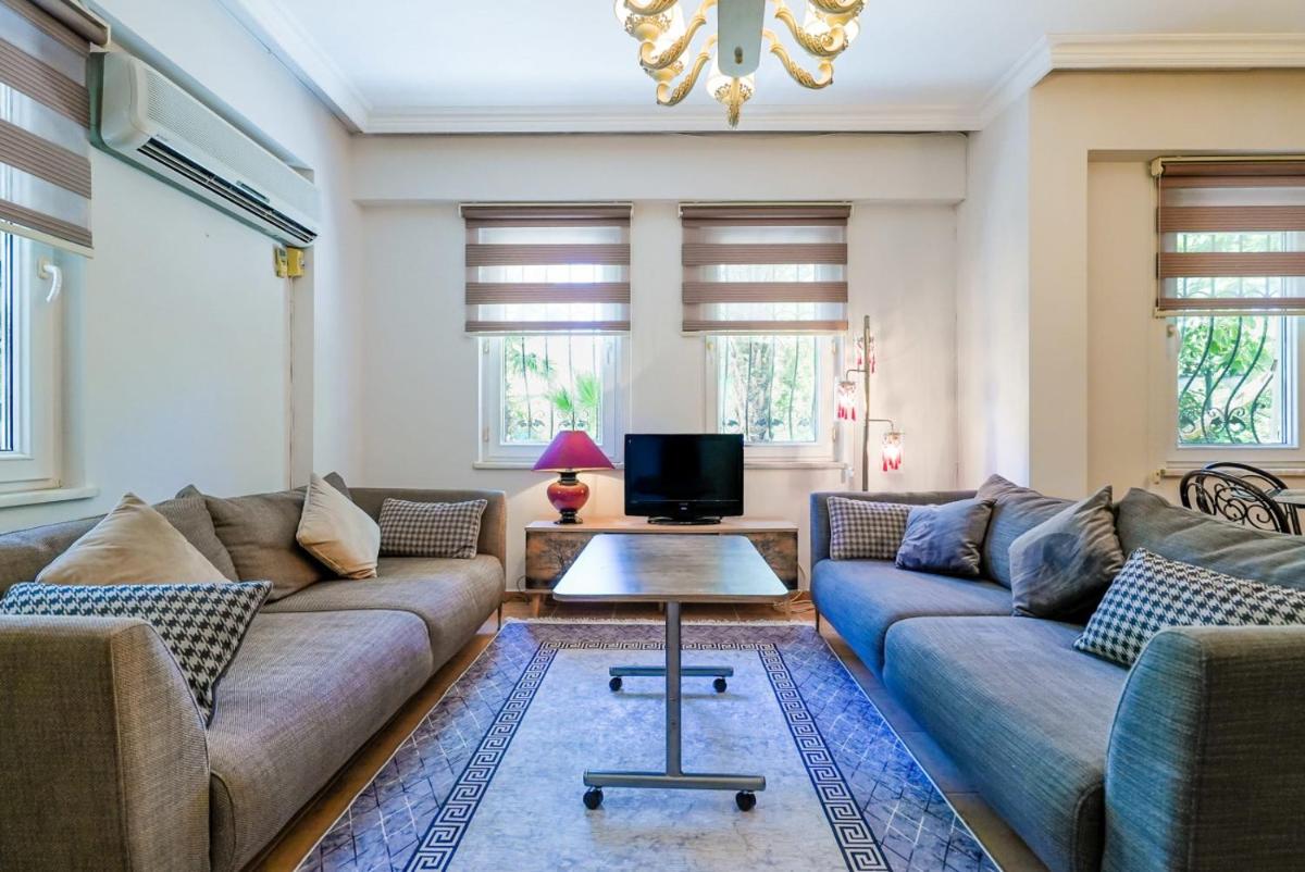Peaceful Flat with Shared Pool in Camyuva Kemer - Housity