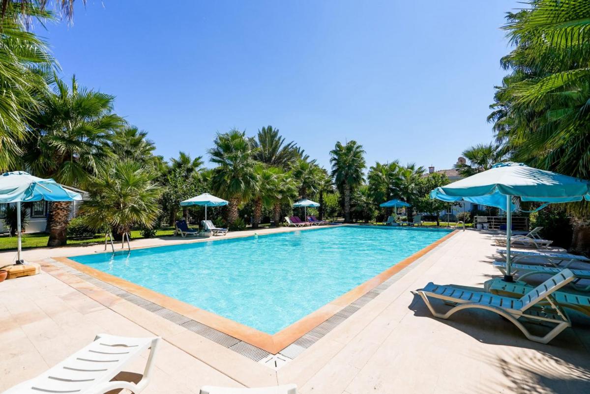 Peaceful Flat with Shared Pool in Camyuva Kemer - Housity