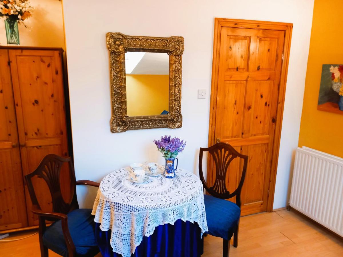 Dawson Place, Juliette's Bed and Breakfast - Housity