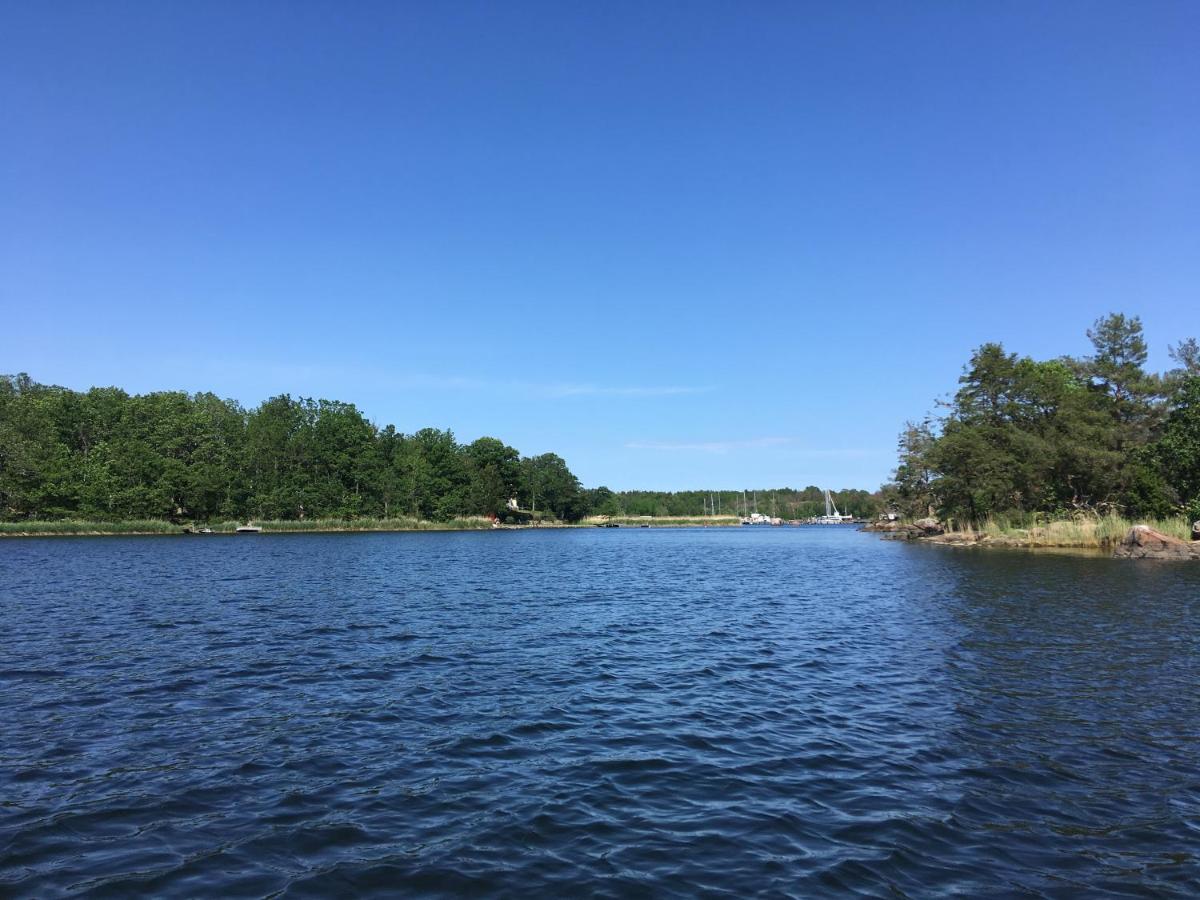 Blankaholm nära marinan - Housity