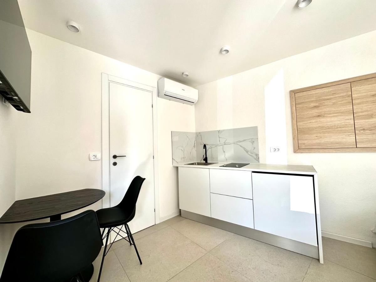 Damir Skomina Apartments - Housity