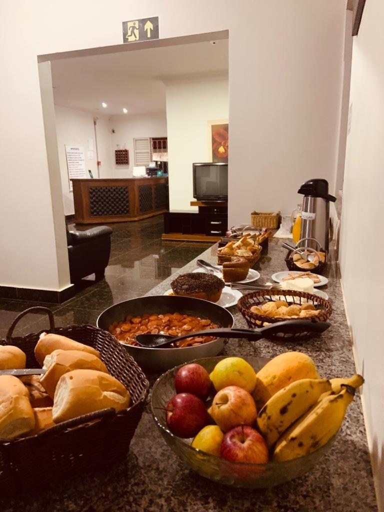 HOTEL CAXUXA GIRASSOL - Housity