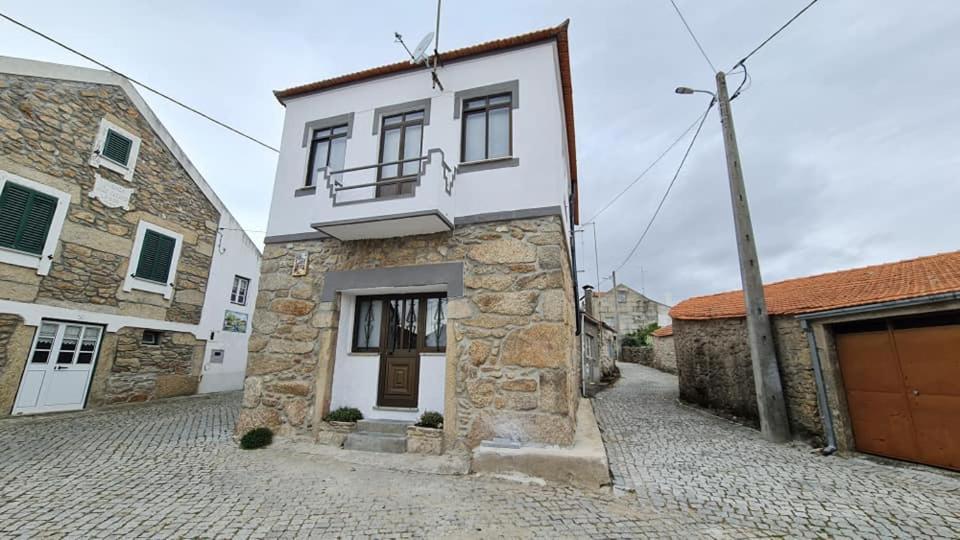 Casa de Ade - Housity