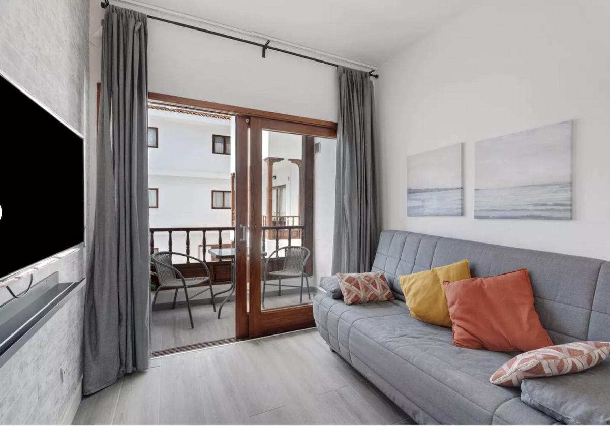 Suitetrails - Neptumar Sunset Apartment